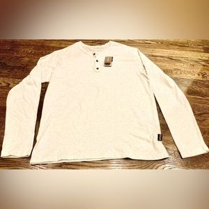 Patagonia Men’s medium organic cotton 1/4 button shirt birch white. New with tag